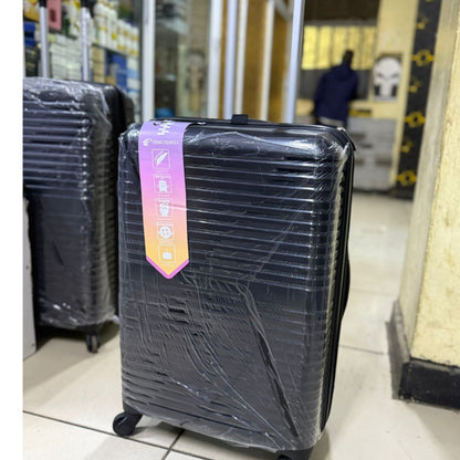Medium suitcases 66cm