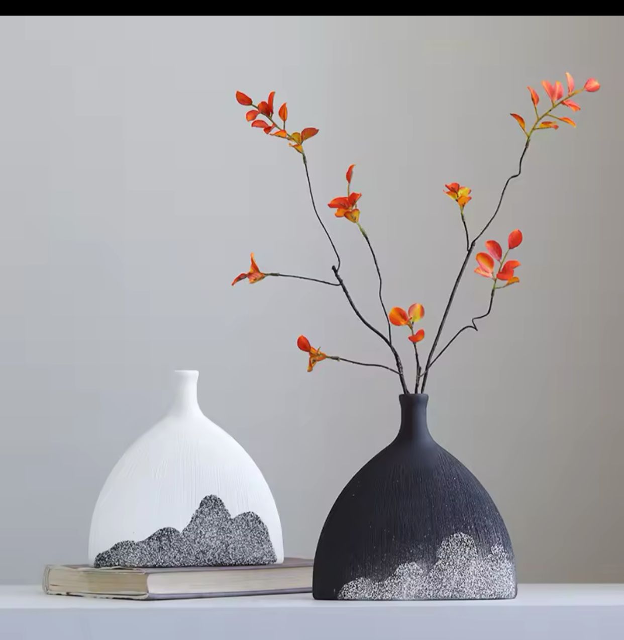 Modern Vase fish tail design