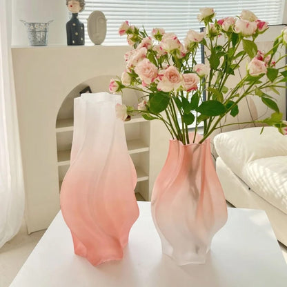 Glass flower vase