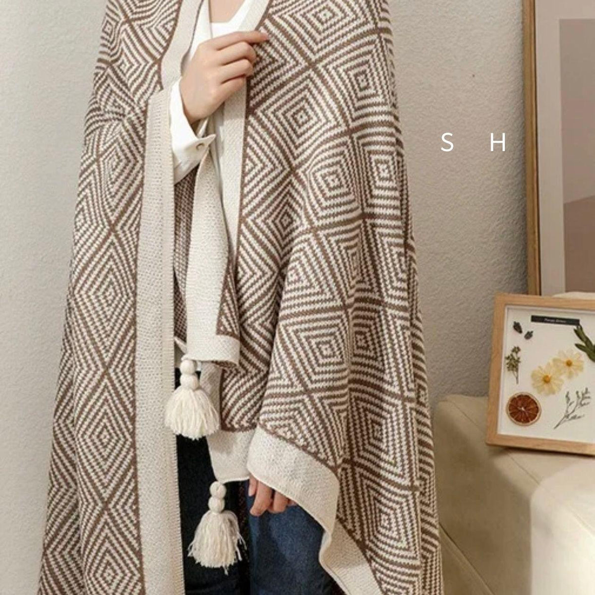 Bohemian Knitted Throw Blanket with Pendants