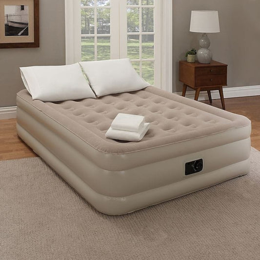 5 by 6 Inflatable airbed with 2 pillows and inbuilt pump