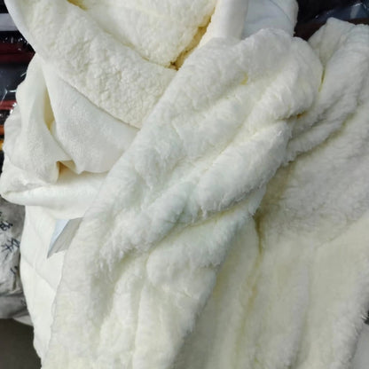 Sherpa fleece blanket