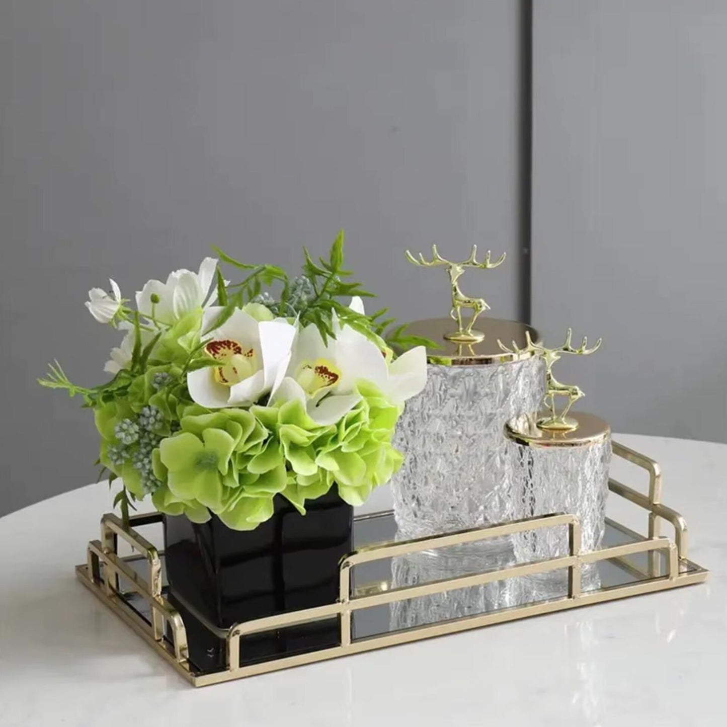 Decorative metal alloy, tray with mirror