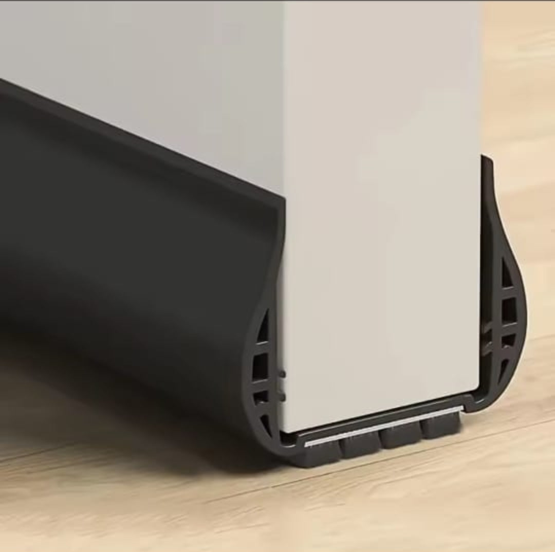 Door space sealer