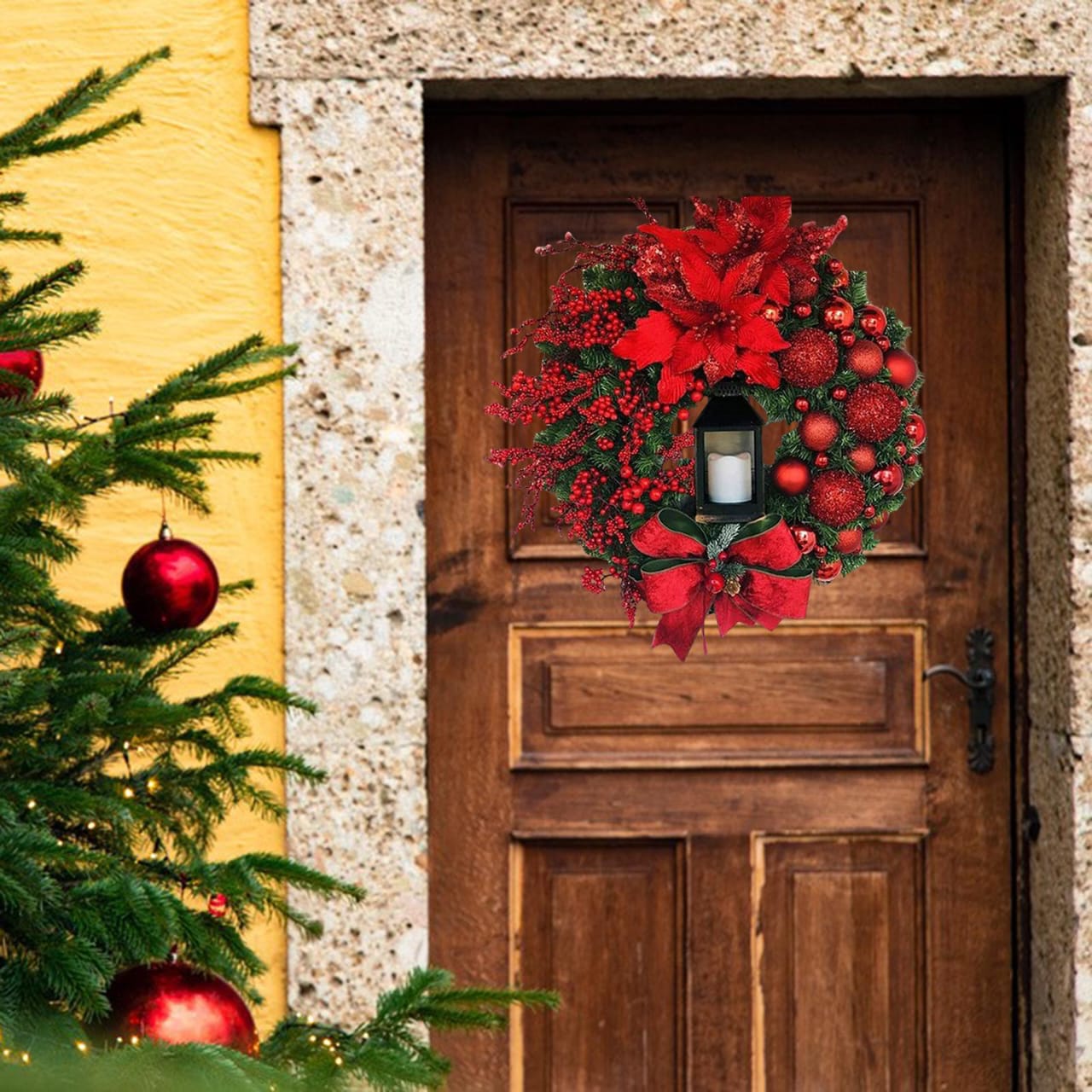 Christmas Wreath With Lamp