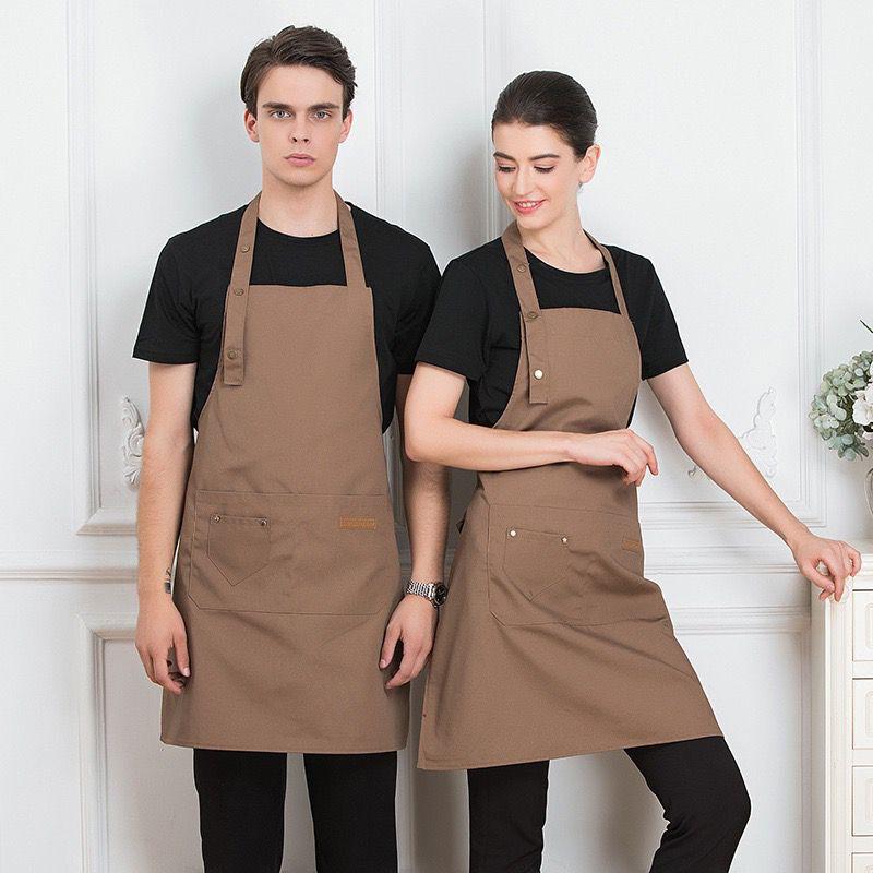 Unisex apron with pockets and adjustable neck strap