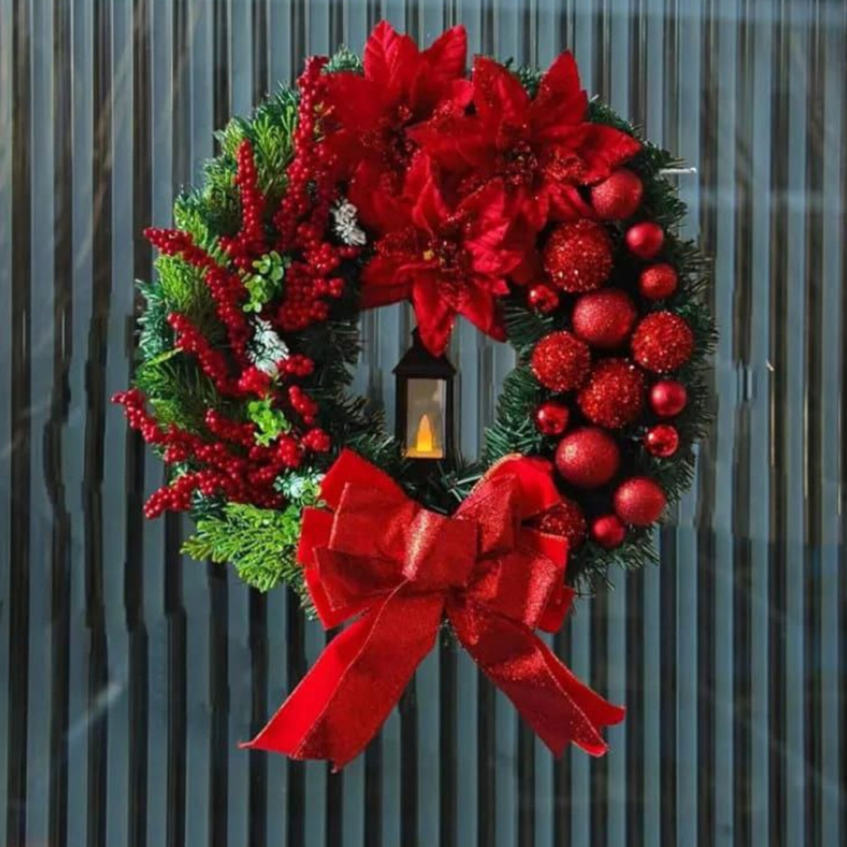 30Cm Christmas Front Door Wreath With LED Kerosene Lamp
