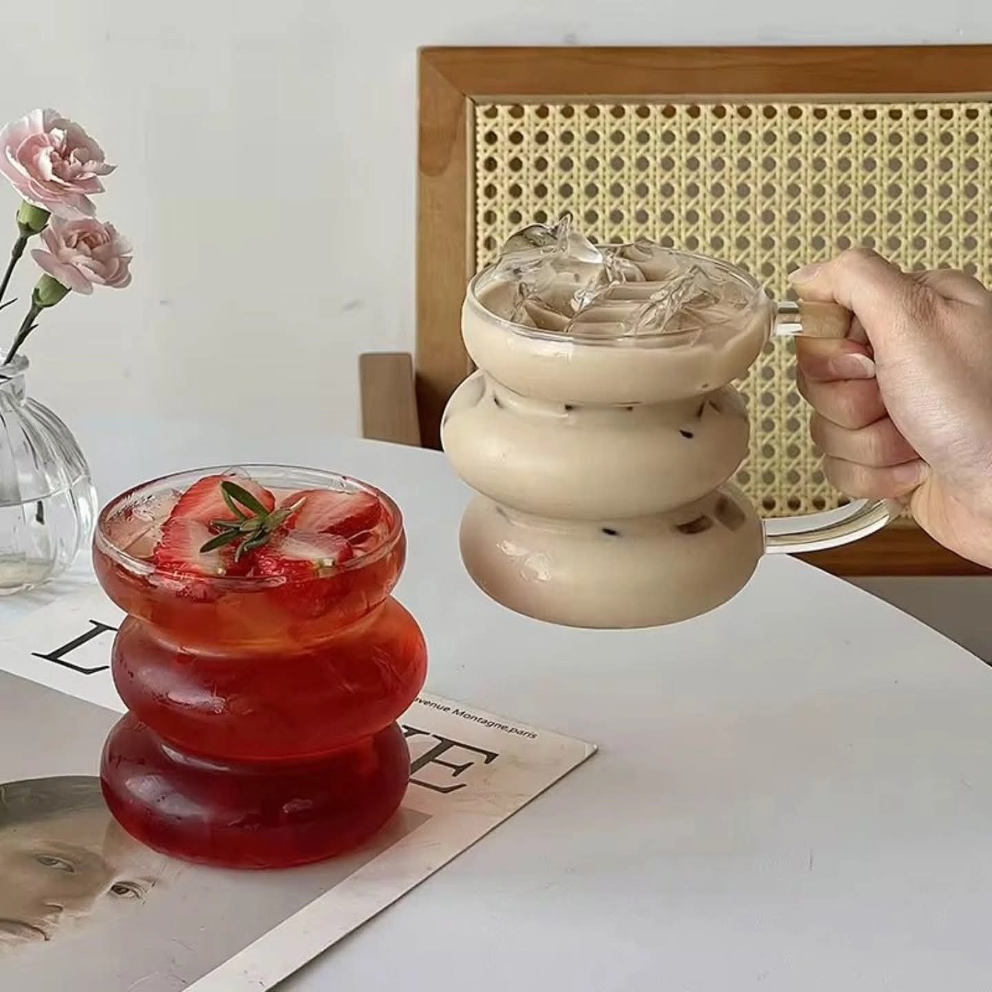 High borosilicate glass cup with handle -