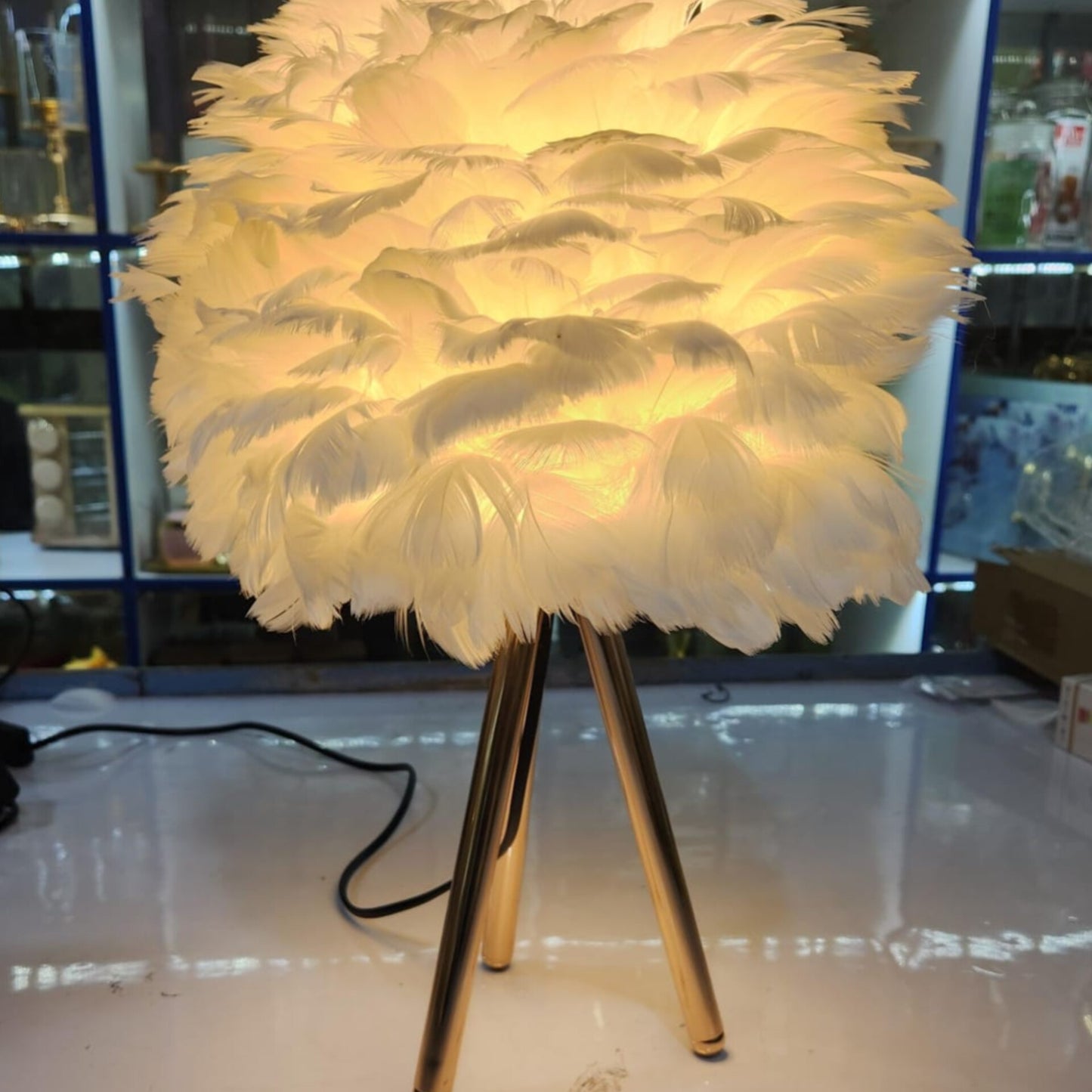 Tripod LED Feather Table Lamp