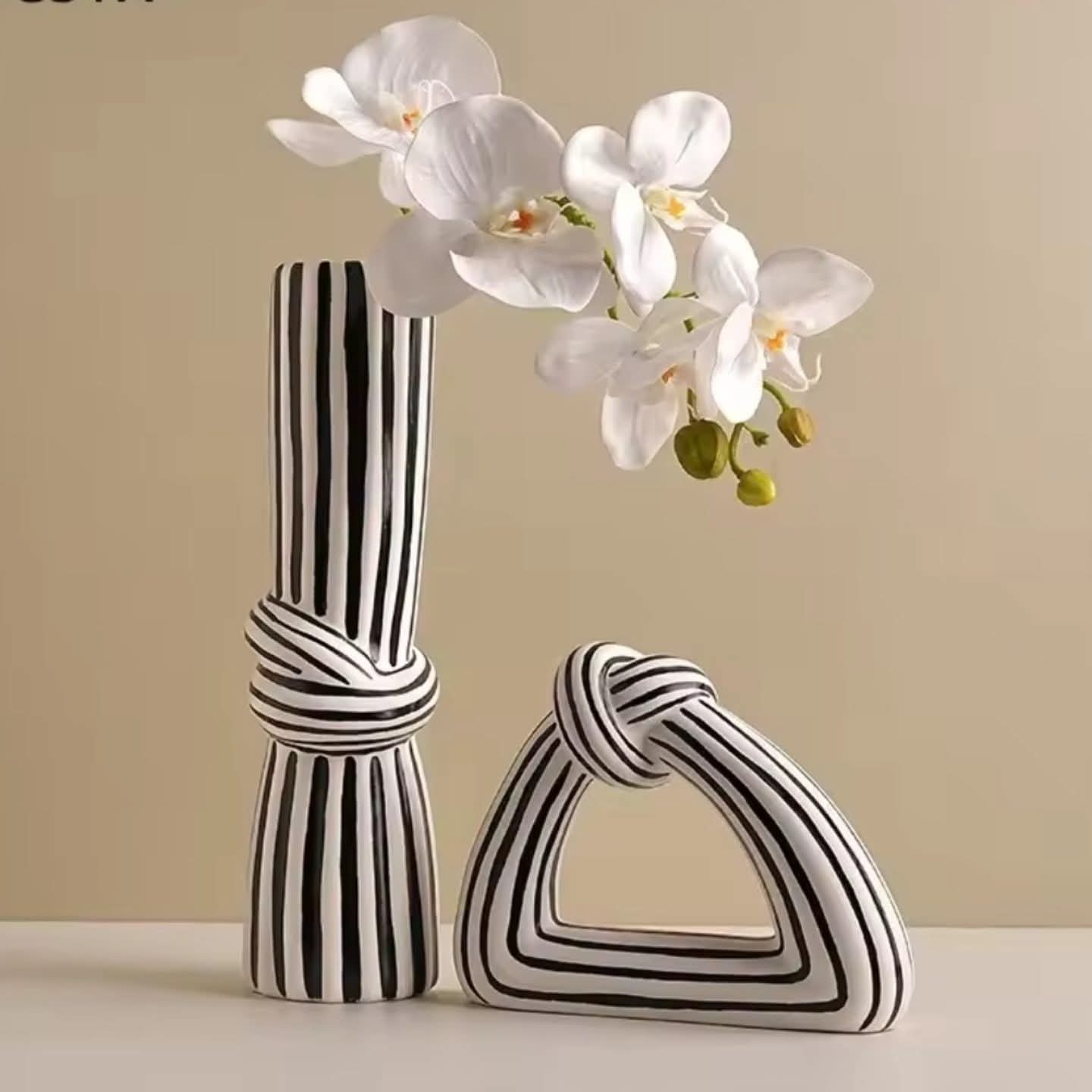 Striped Knot Ceramic Flower Vase Set
