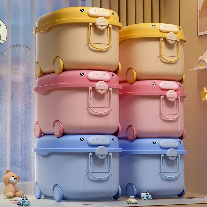 Portable baby storage box