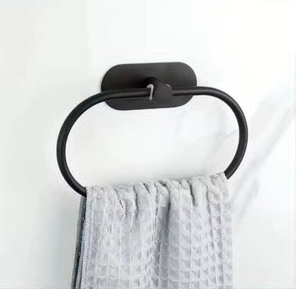 Ring towel holder