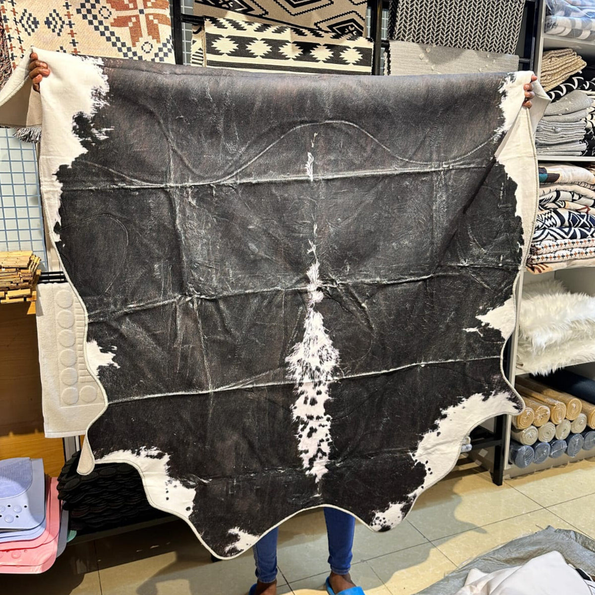 Cowhide Printed Area Rug 140x160cm