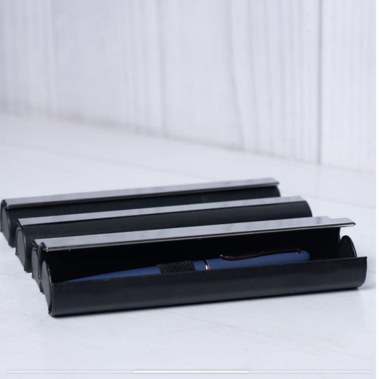 Modular Pen Case (or System)
Desktop Pen Display
Single-Pen Stacker (or Tray)
Hard-Shell Pen Pouch
Cylindrical Pen Protector