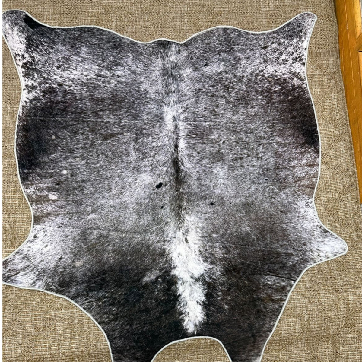 Cowhide Printed Area Rug 140x160cm