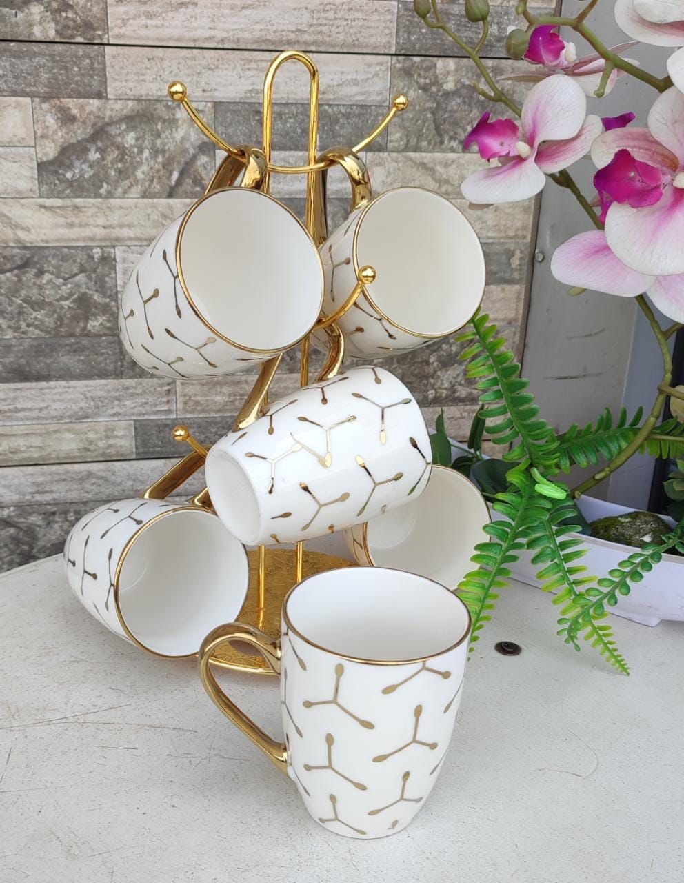 6Pc gold mugs