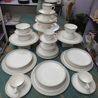 36 Piece Ceramic Dinnerware Set
