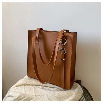 Leather tote bag