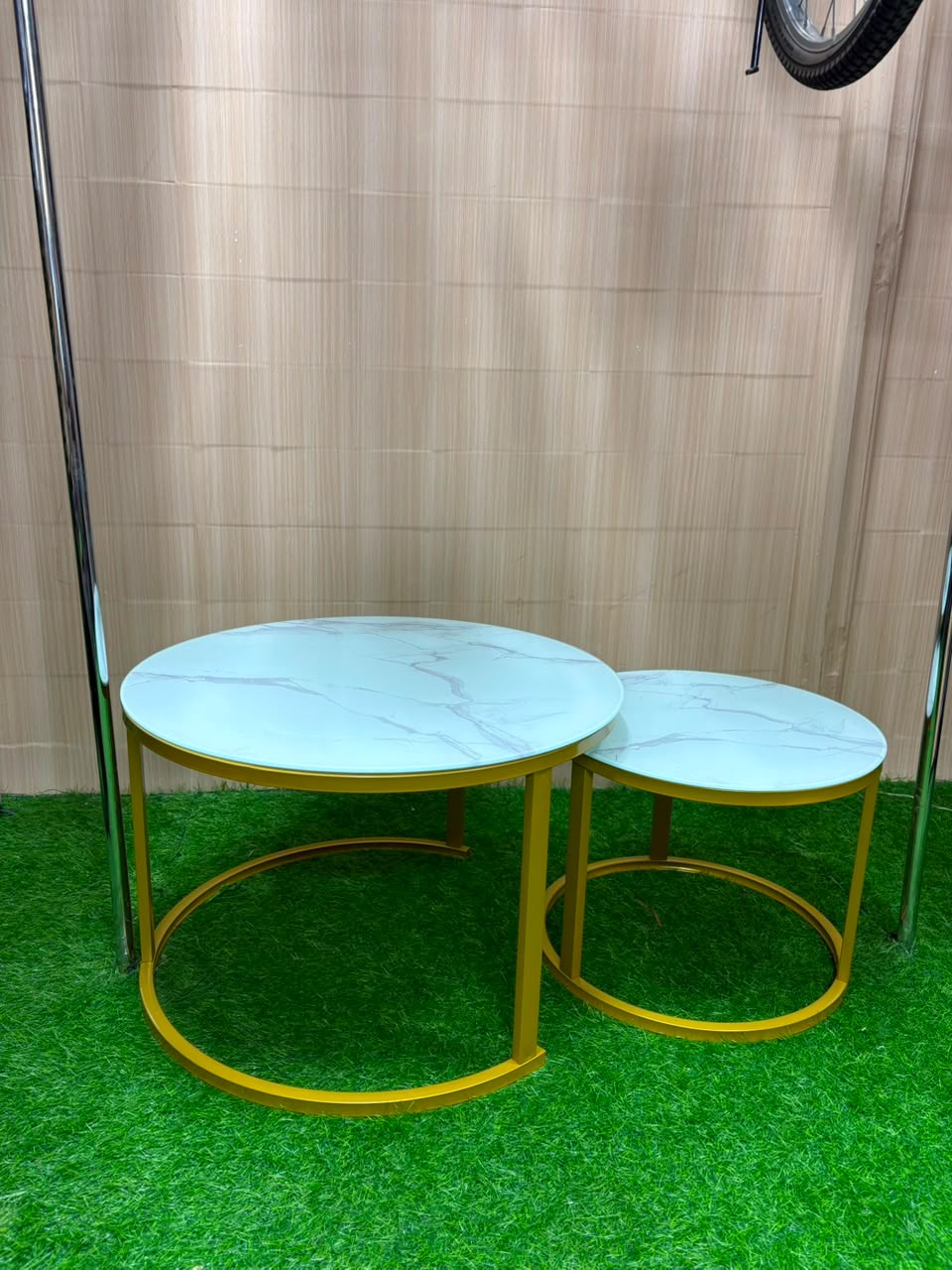 2 in 1 Glass Marble Nesting Coffee Table
