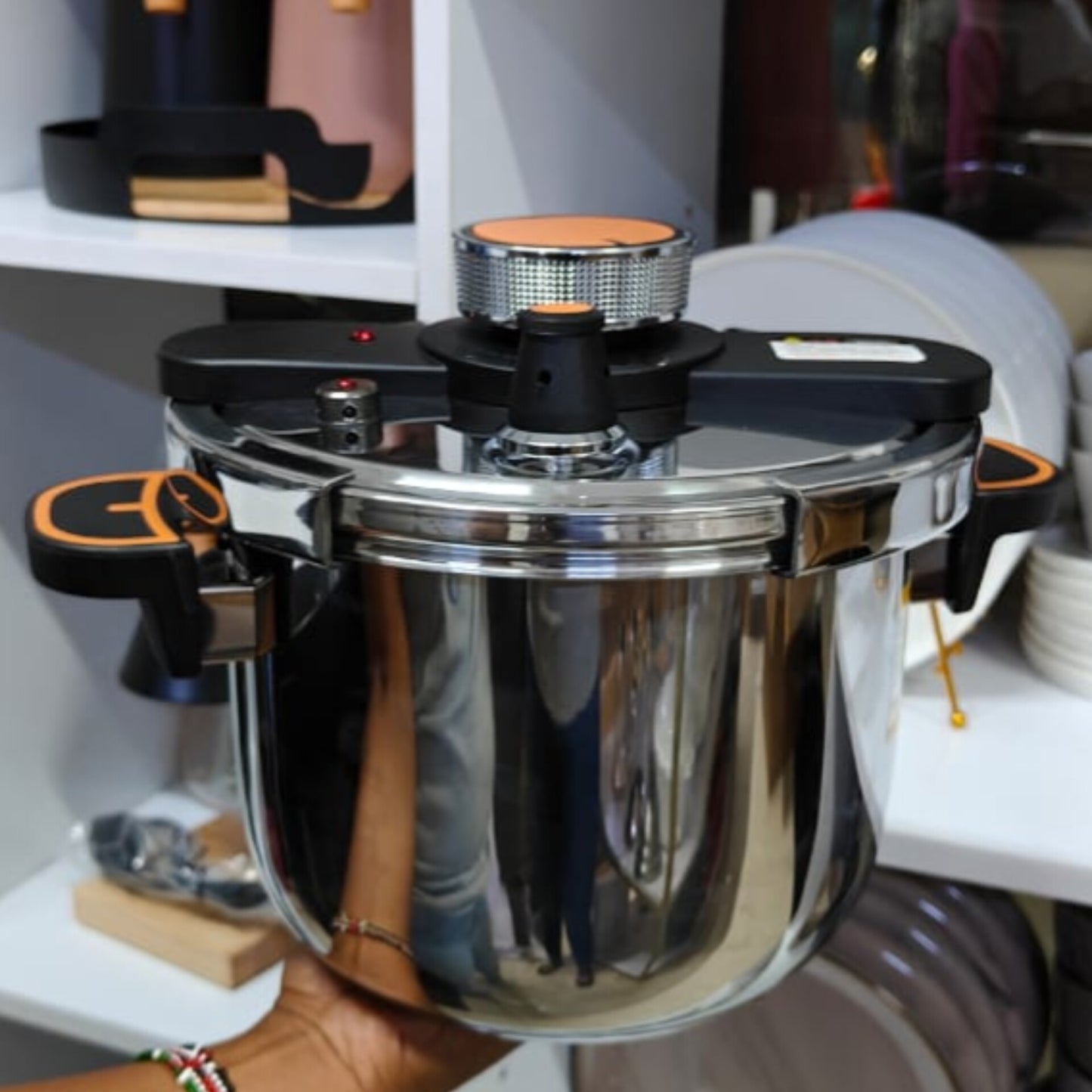 6ltr non explosive pressure cooker