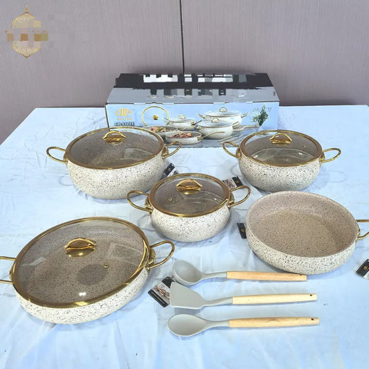 Cookware set with spoons