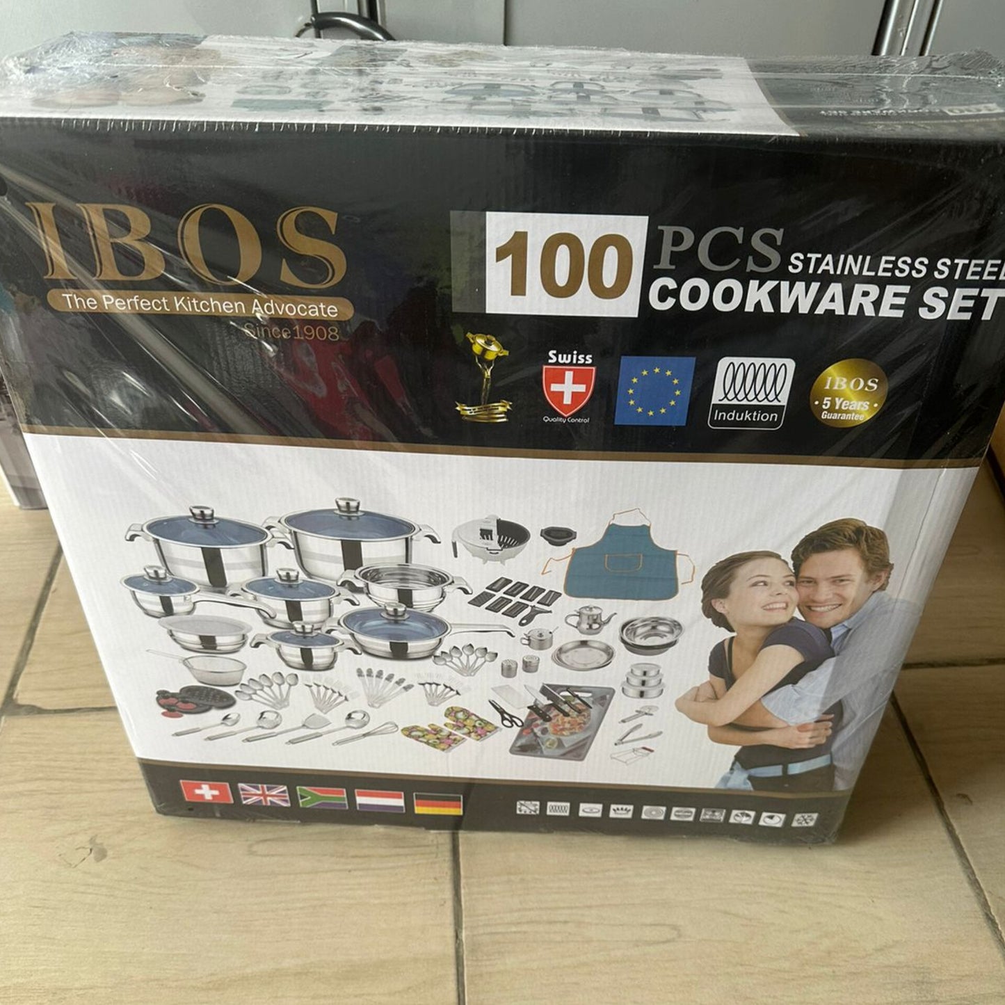 100pc Stainless cookware and kitchen set