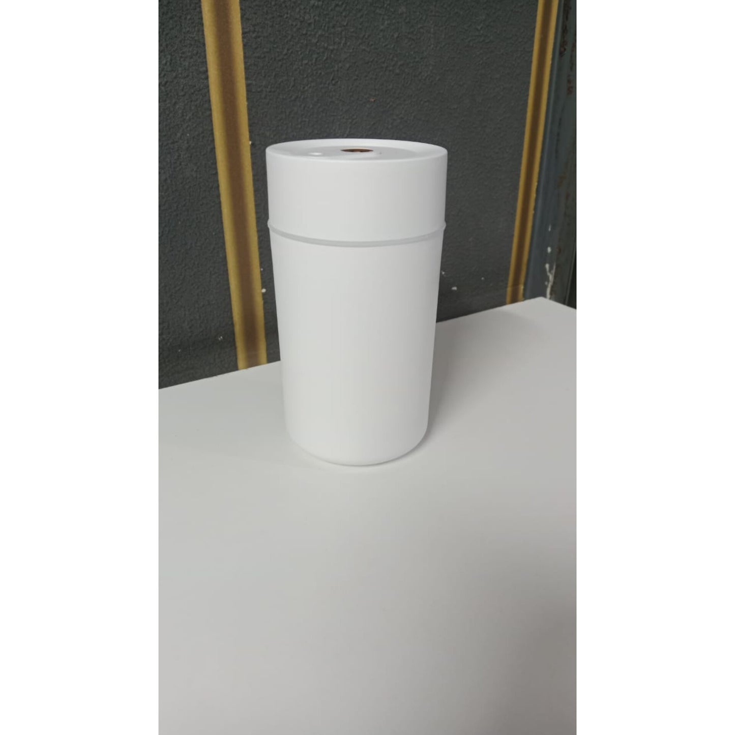 Flame diffuser humidifier