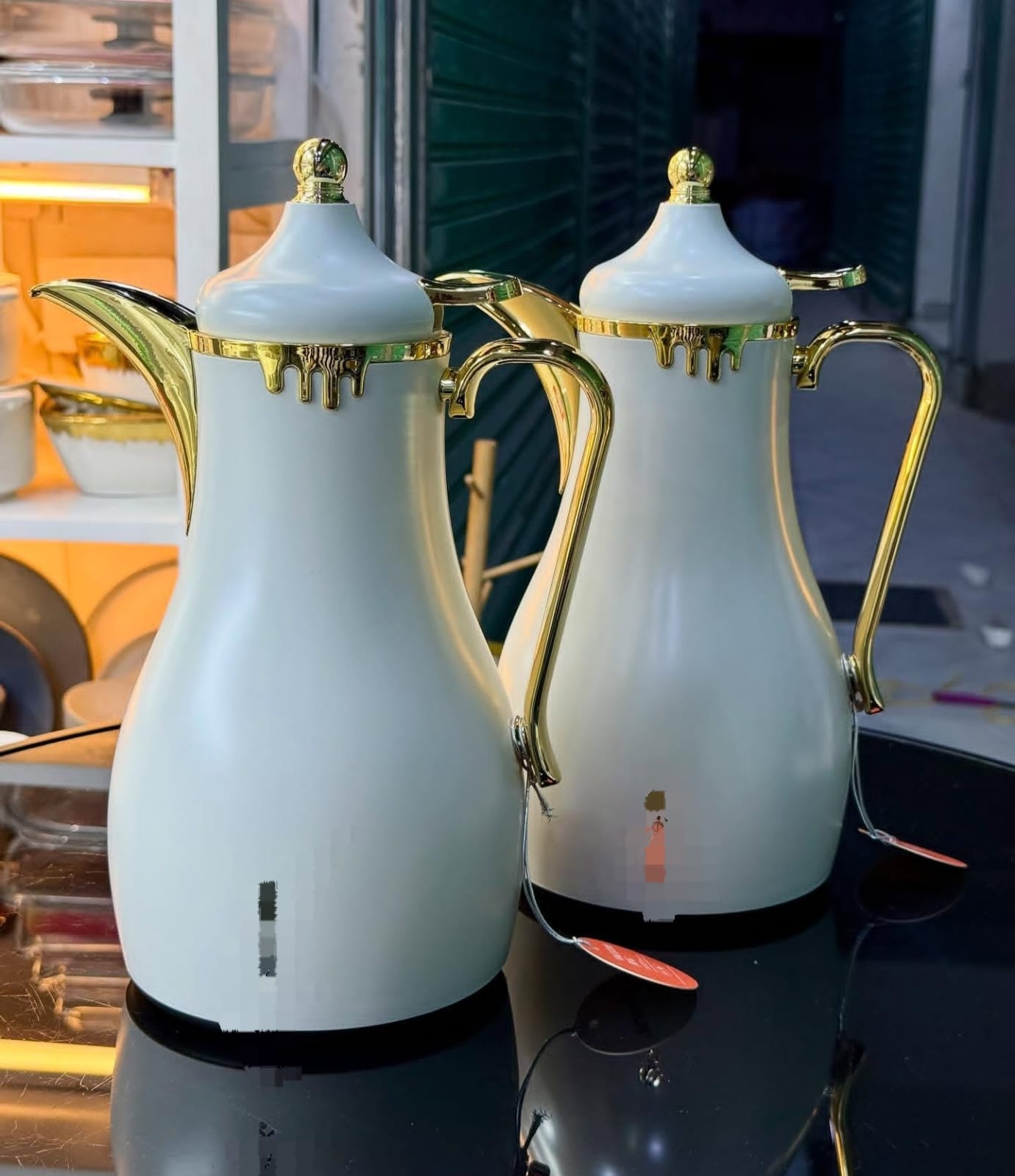 Vacuum flask