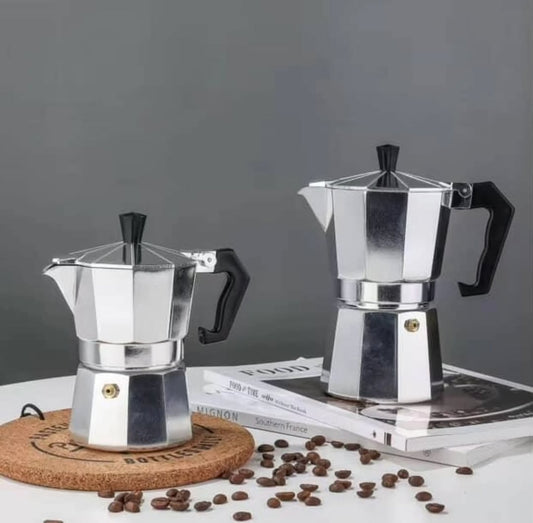 Aluminium coffee percolator