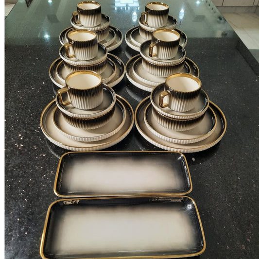 32 Piece Porcelain Dinnerware Set
