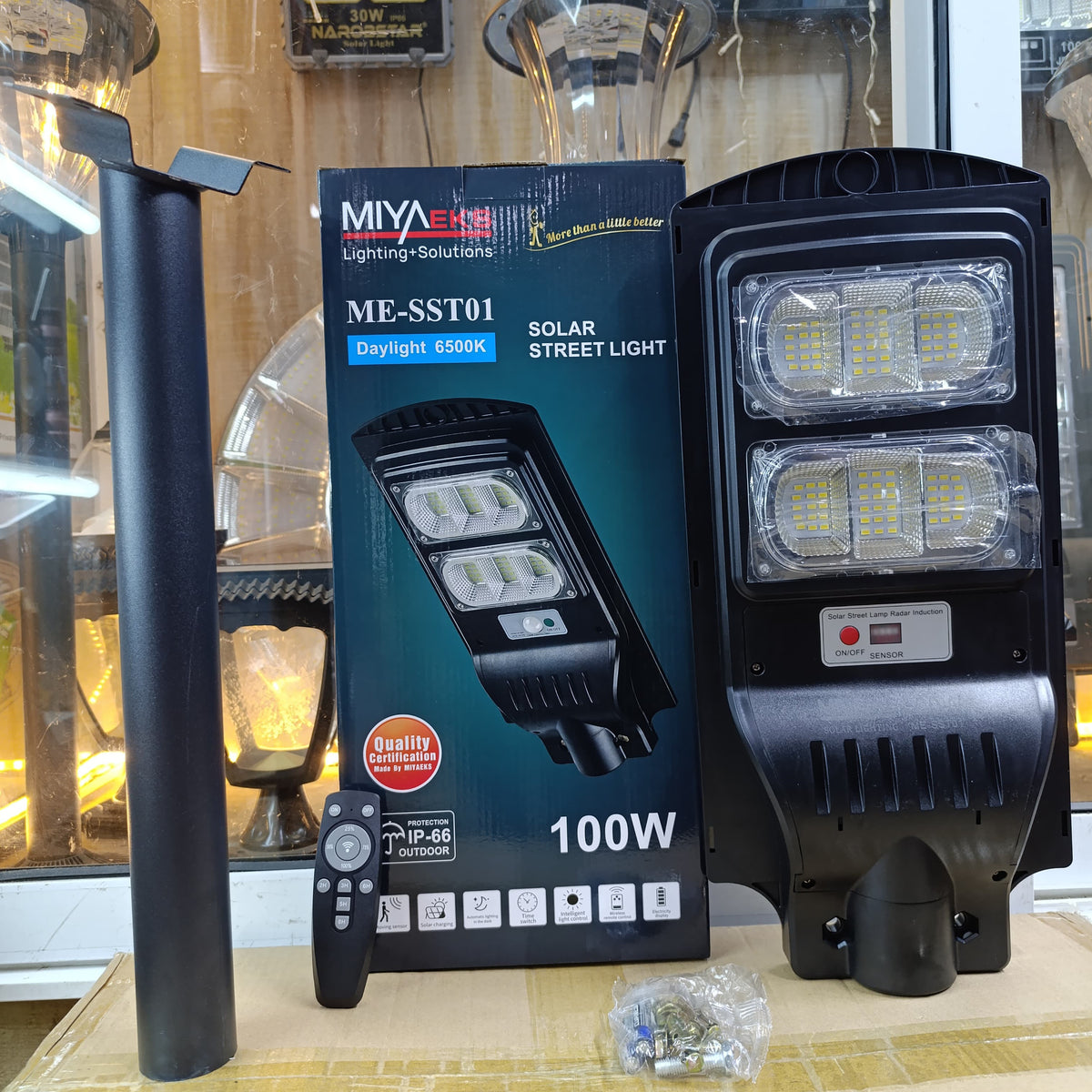 Solar Street Light With Pole