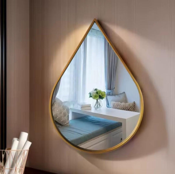 Oval wall mirror