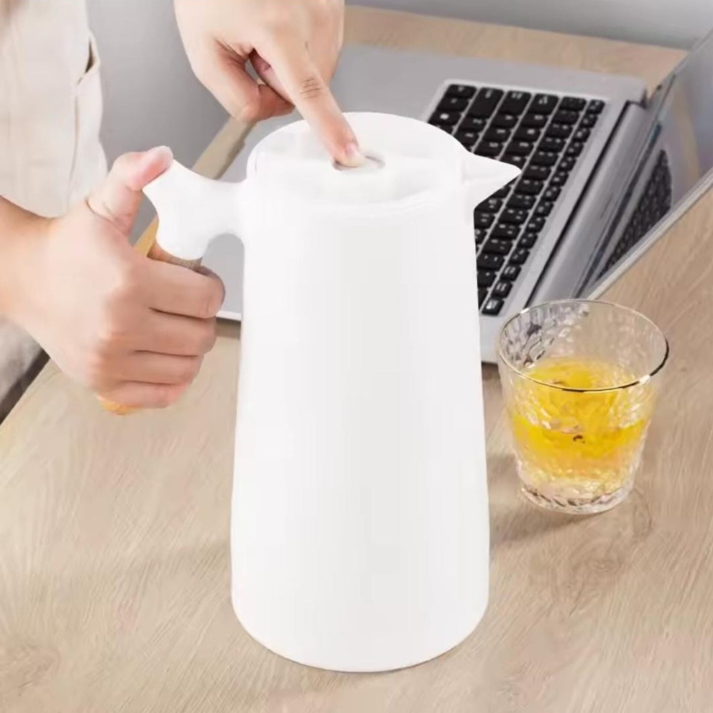 1L Insulated Thermos