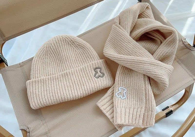 2 in 1 Warm Winter Kids Beanie Hat and Scarf Set