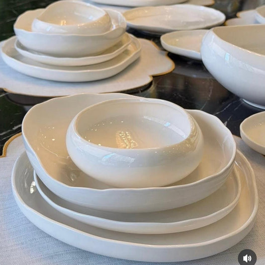 27 Piece Porcelain Dinner Set