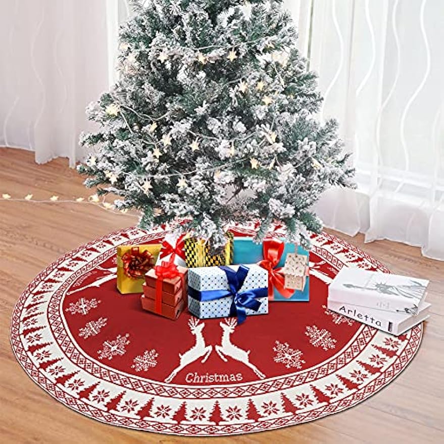 Christmas knitted tree skirt