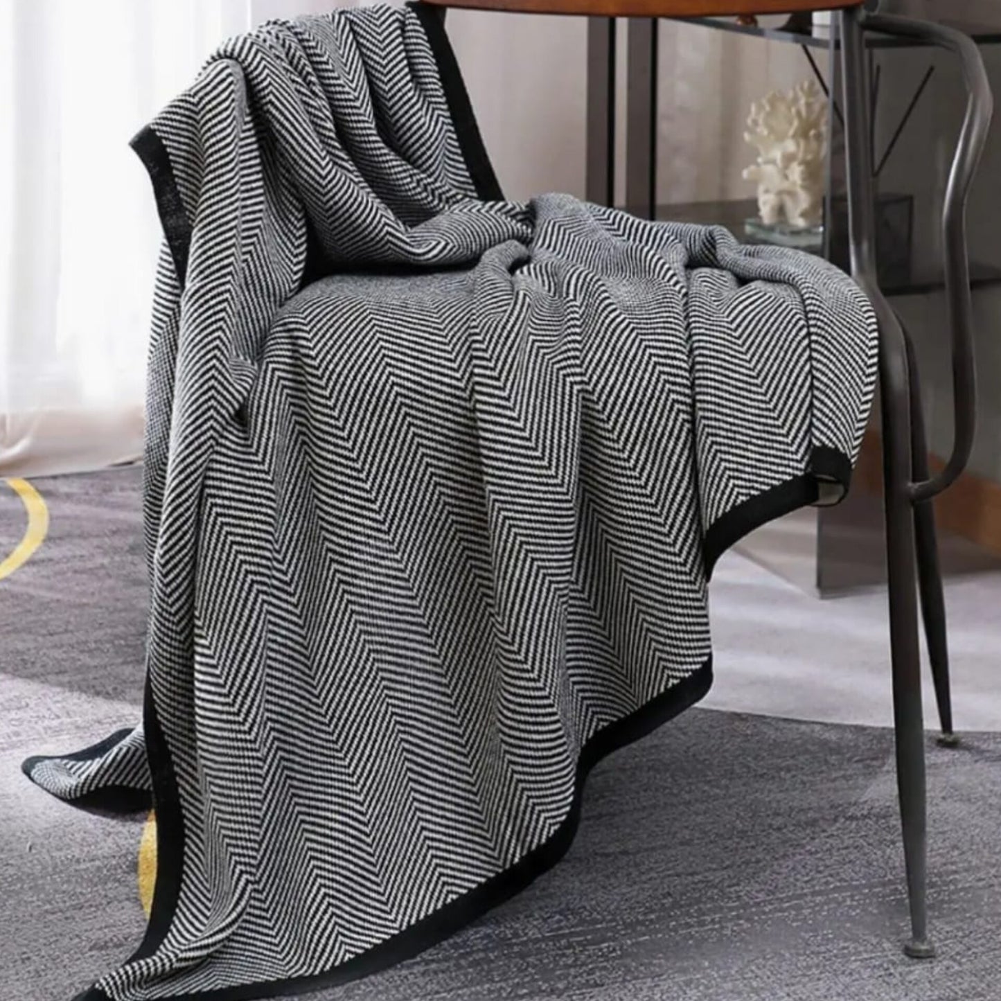Throw blanket