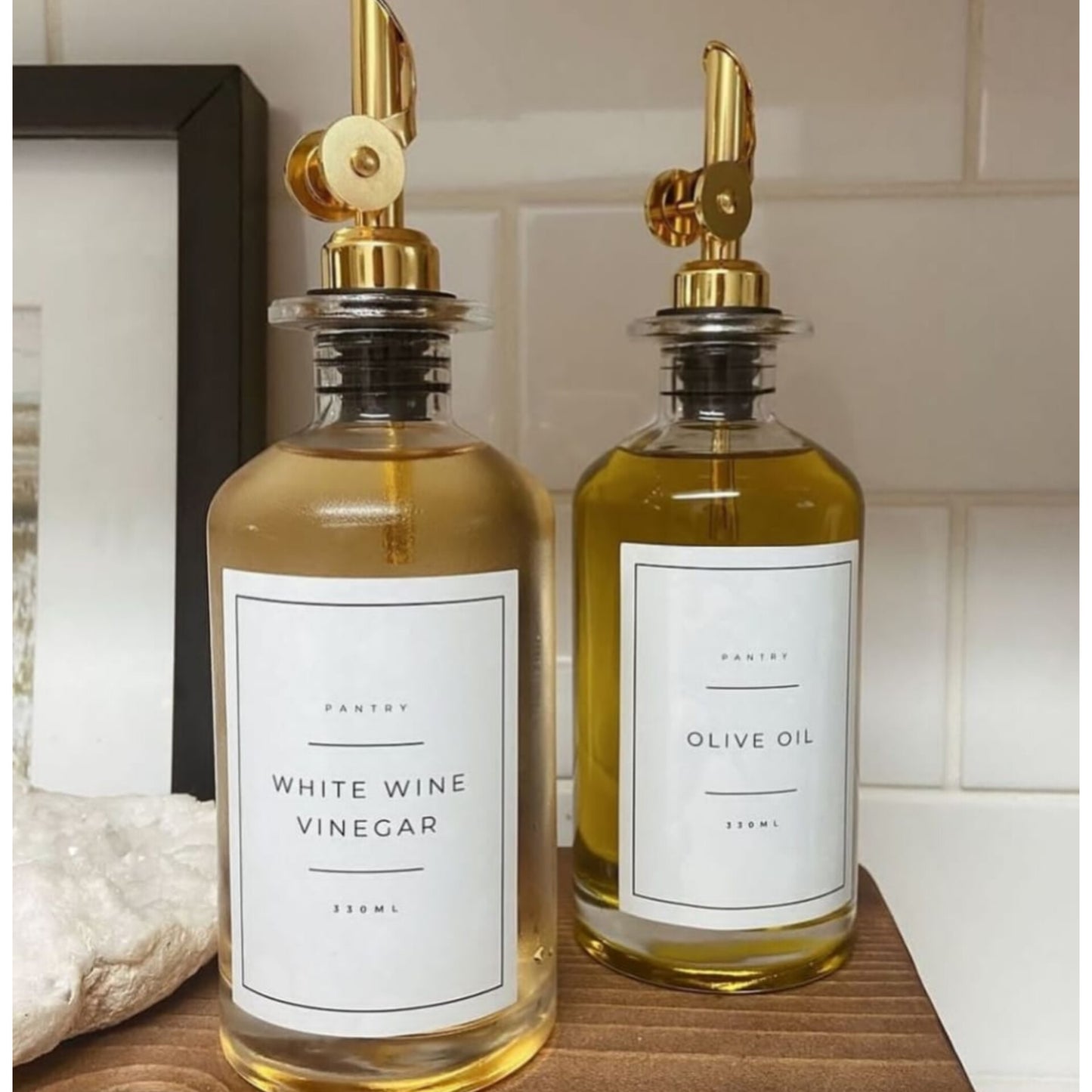 2Pc Oil Vinegar Dispenser With Tray