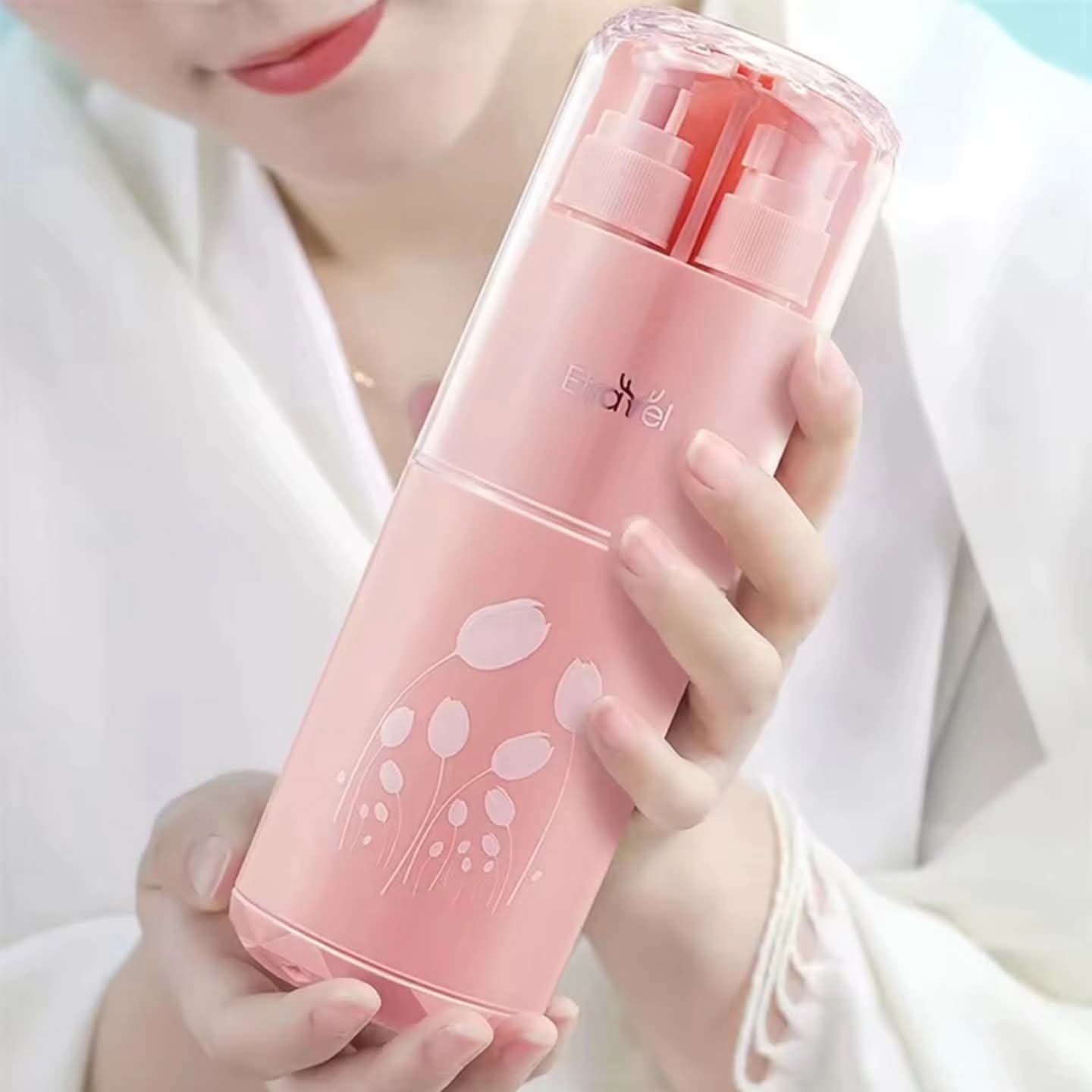 Travel toothbrush holder