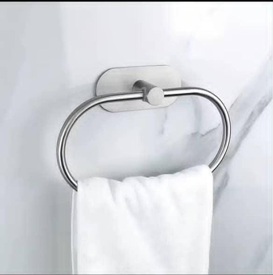 Ring towel holder