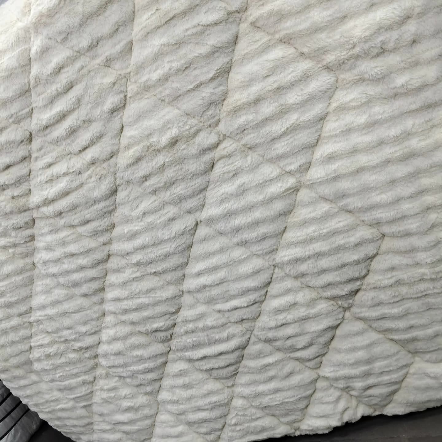 6*6 Winter fur bubble duvet blanket with sheet and cases