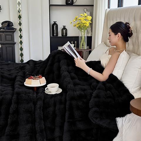 Soft bubble fleece blanket gha