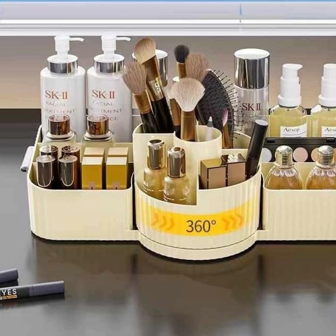 Cosmetic organizer