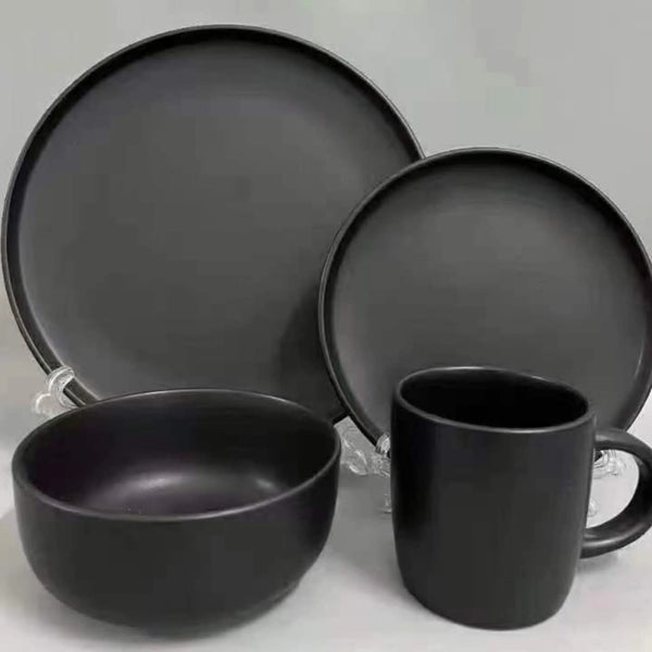 Black dinner set