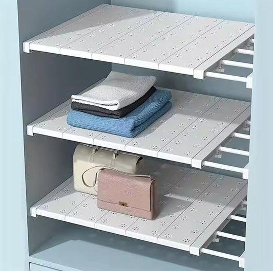 Expandable wardrobe extenders