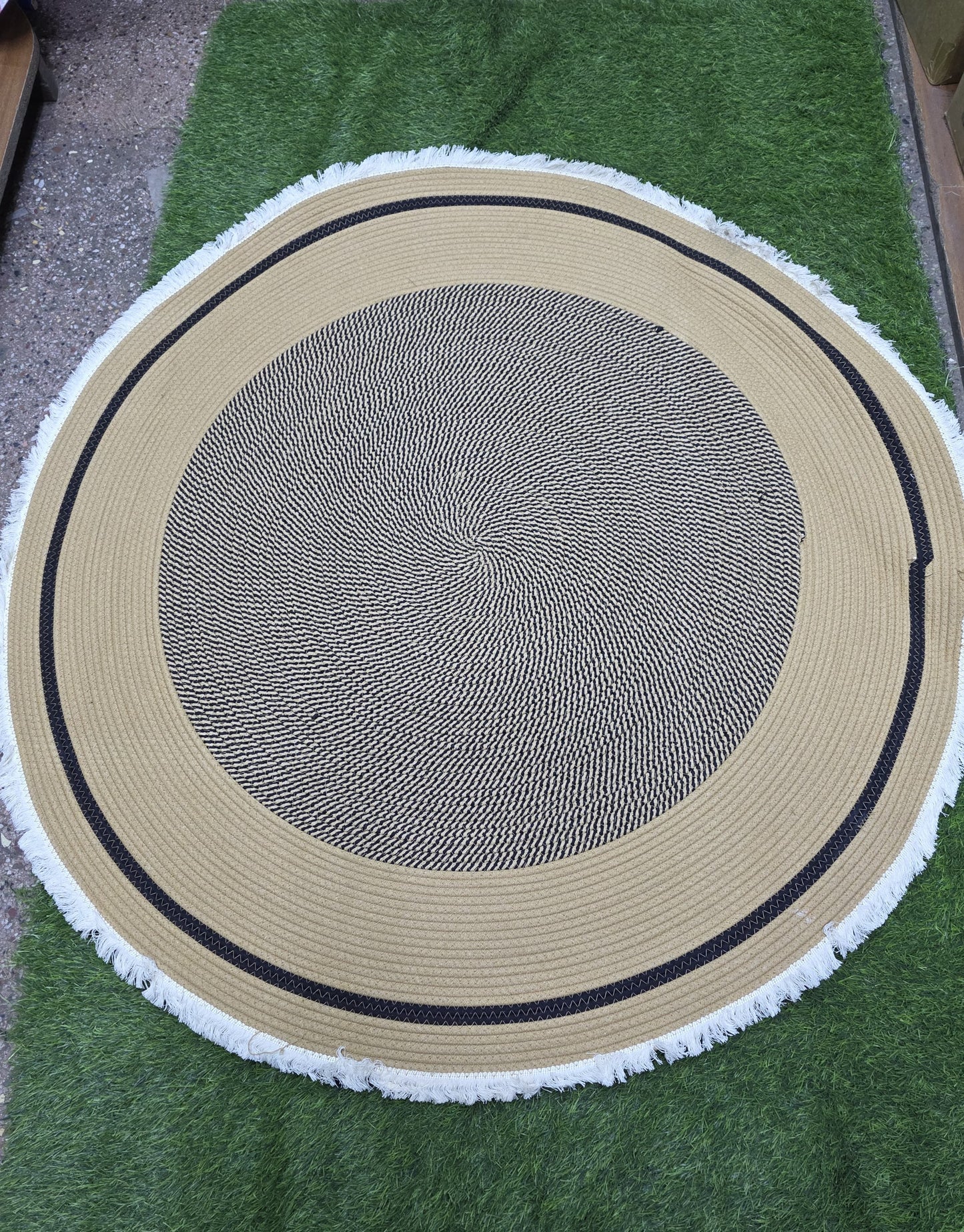 Boho  round  straw rug