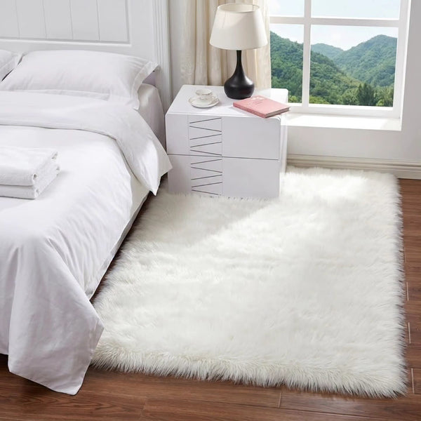 4x6 Faux Fur Bedside Rug