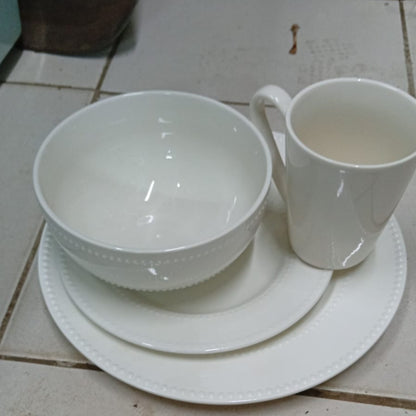 24 Pcs Ceramic Dotted Dinnerware Set