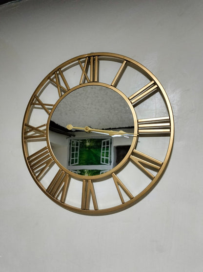 Wall clock with mirror