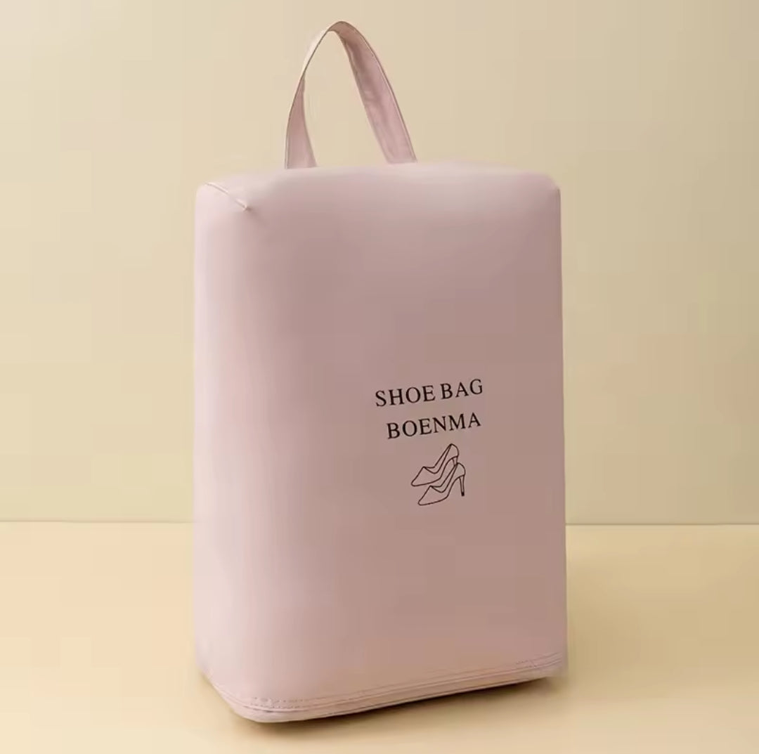 Portable travel shoe bag